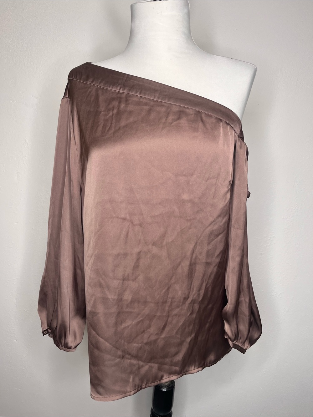 Banana Republic M silky asymmetrical blouse
